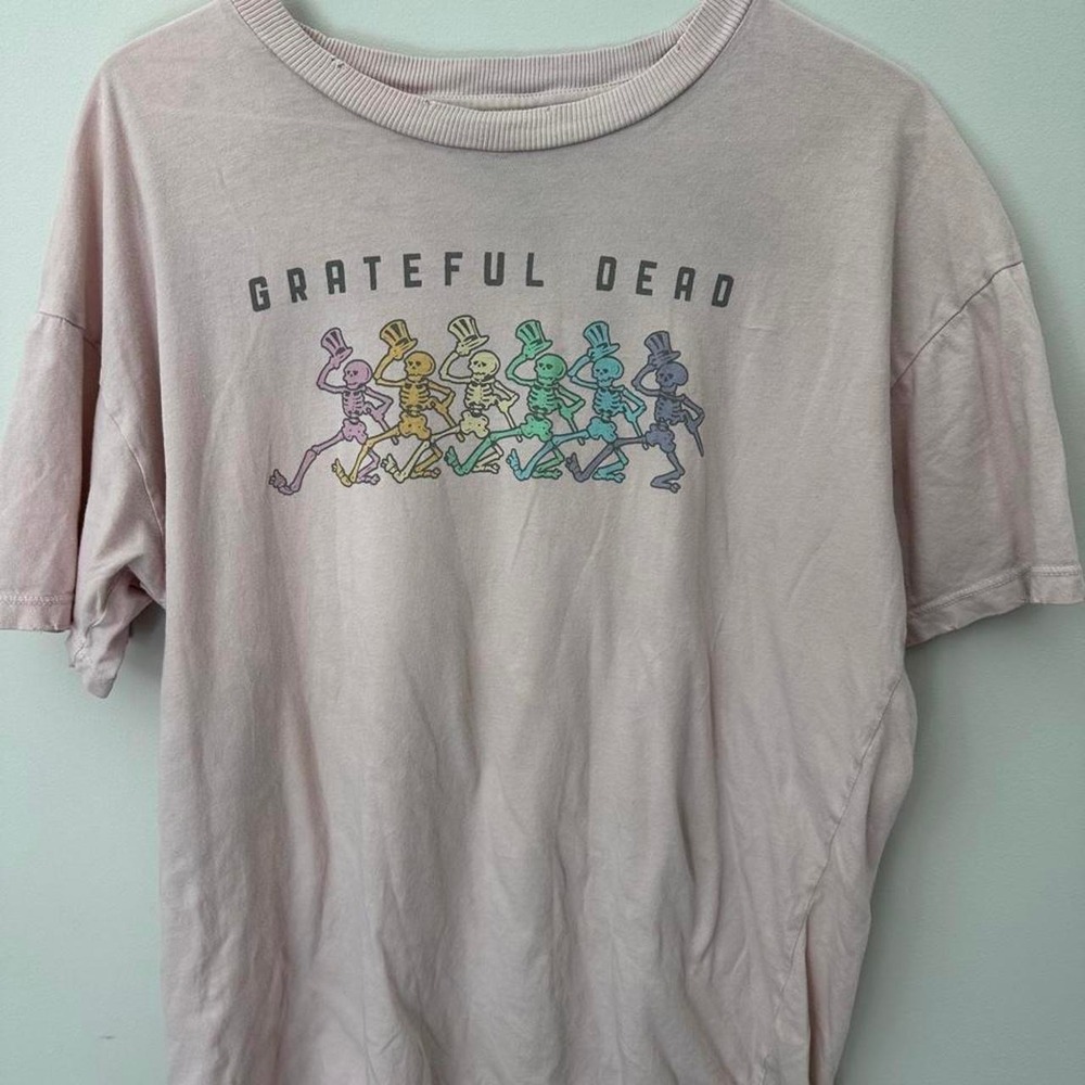 Grateful Dead Women's XS Pink Skeleton Graphic T-Shirt Oversized Fit